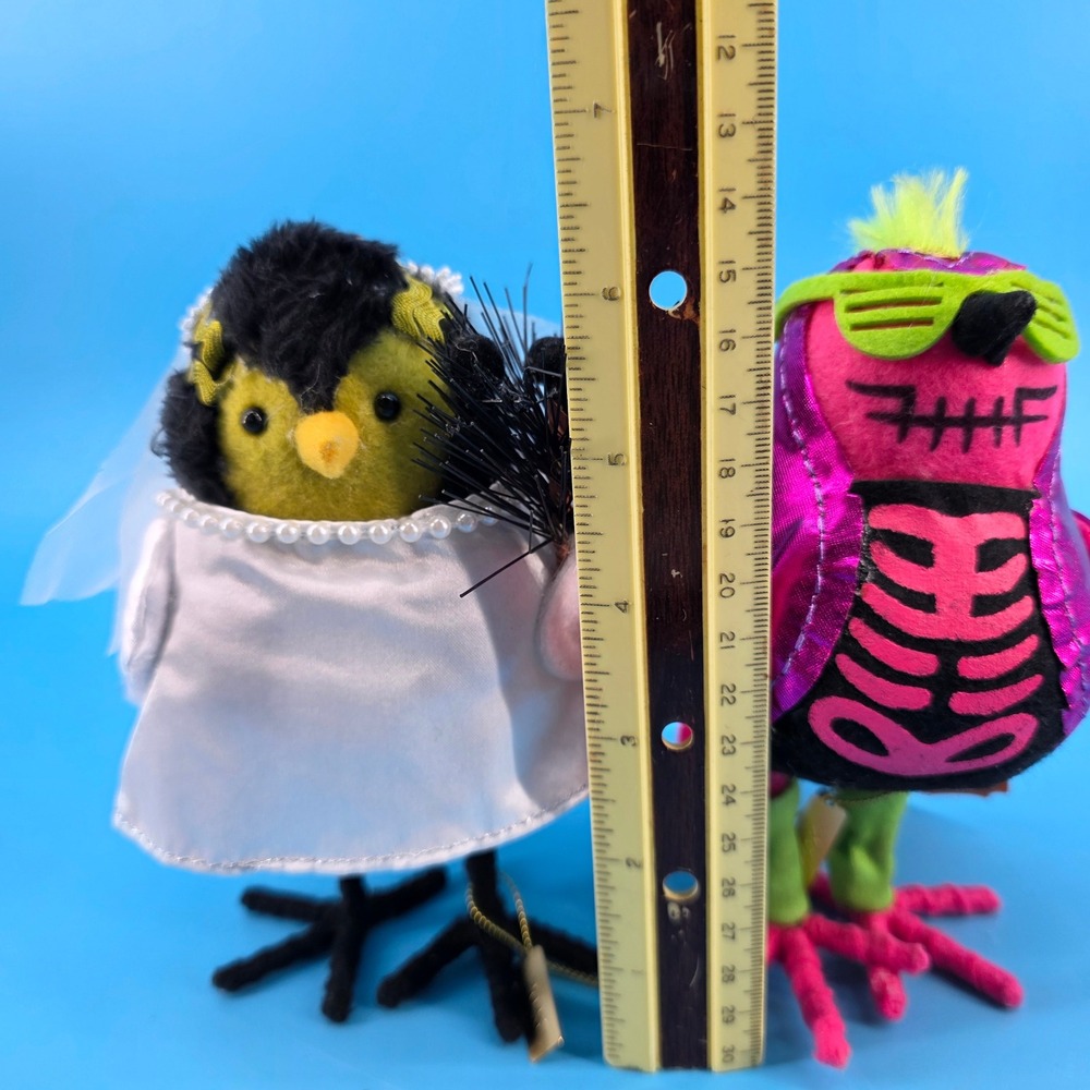 Hyde & EEK 2023 Halloween Birds Freda Bride and 2024 Glitters Skeleton - Picture 13 of 13